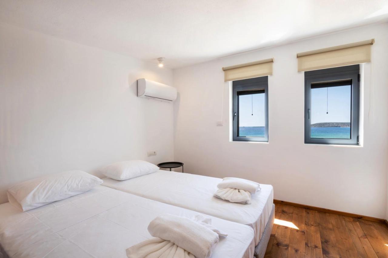 Cato Agro 4, Seafront Villa With Private Pool Afiartis Esterno foto